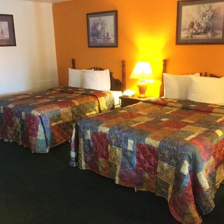 Budget Inn Ламбертон Экстерьер фото
